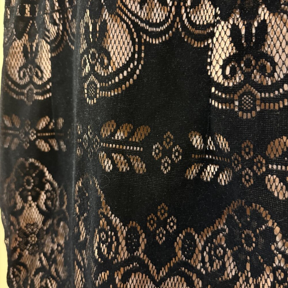 Alice McCall Eyes On Me Free People Black Velvet Lace Mini Dress S/M 4/6 - Picture 4 of 9